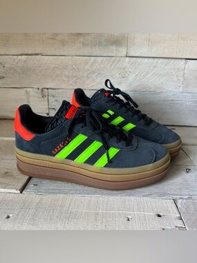 Adidas Gazelle Navy Blue Suede Sneakers with Neon Green and Orange Women’s 6.5